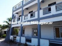 mahajanga-apartments-rentals-amborovy